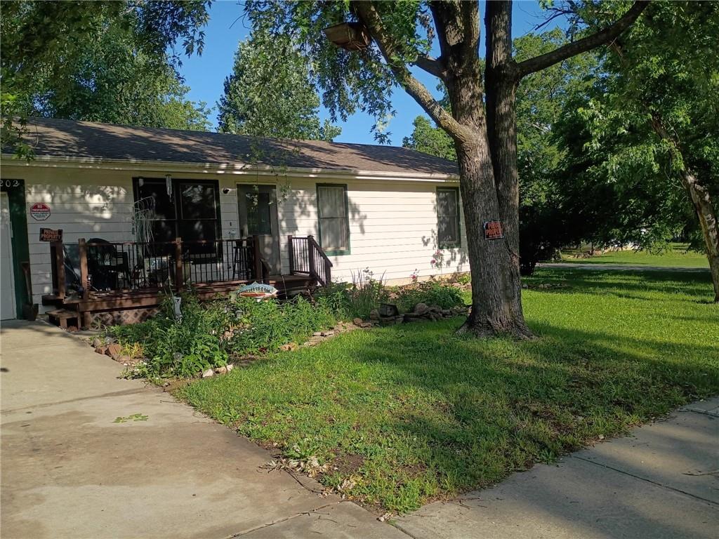 Homes for sale in Edgerton, KS | 202 E 4th St, Edgerton, KS 66021 | MLS# 2610651