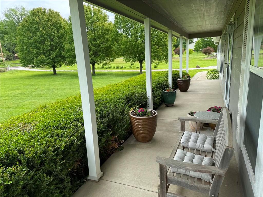 Homes for sale in Tonganoxie, KS | 25029 Dehoff Rd, Tonganoxie, KS 66086 | MLS# 2612571
