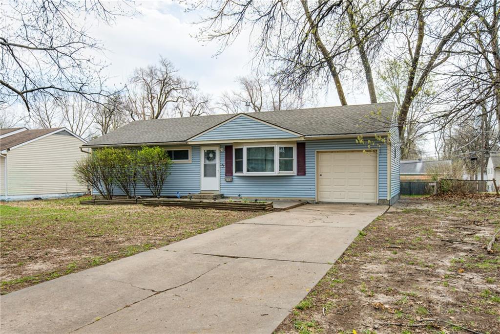 Homes for sale in Kansas City, MO | 7407 E 111Th Ter, Kansas City, MO 64134 | MLS# 2613241