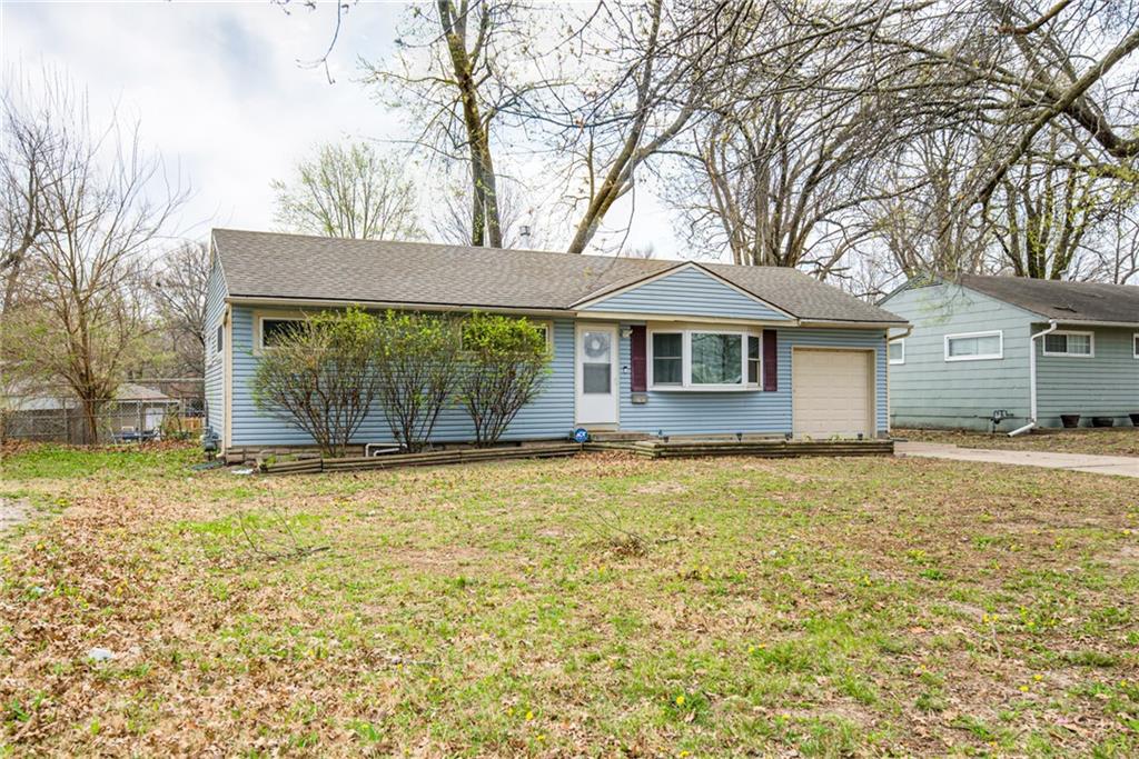 Homes for sale in Kansas City, MO | 7407 E 111th Ter, Kansas City, MO 64134 | MLS# 2613241