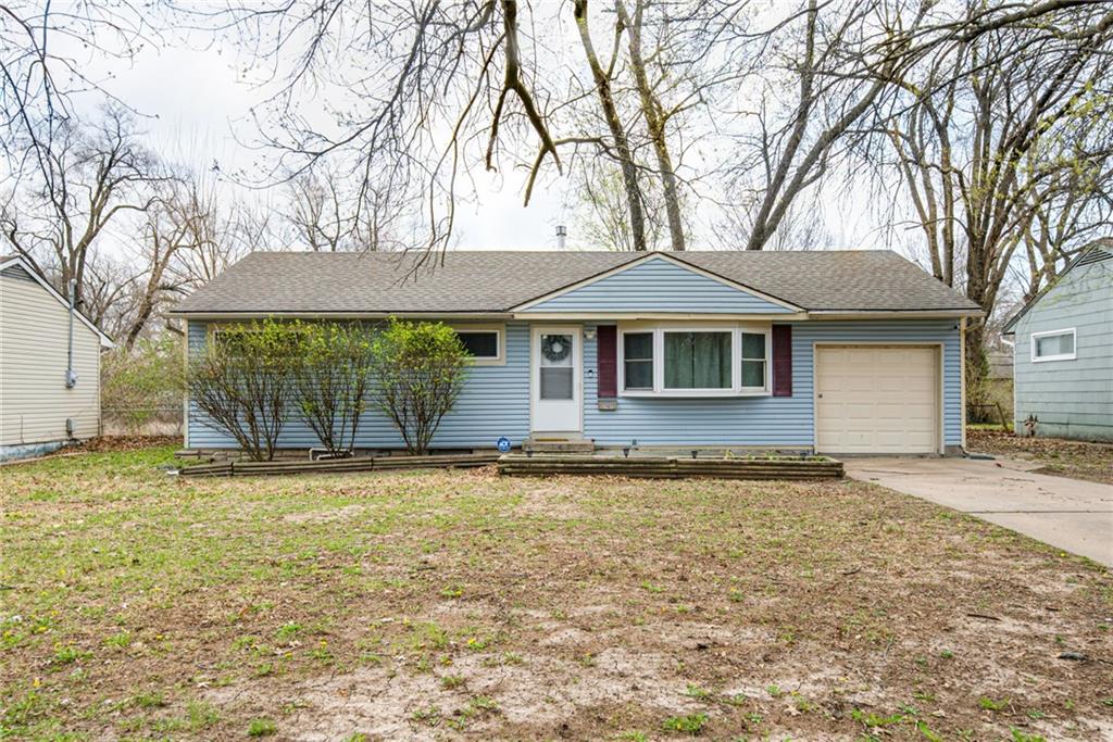 Homes for sale in Kansas City, MO | 7407 E 111th Ter, Kansas City, MO 64134 | MLS# 2613241