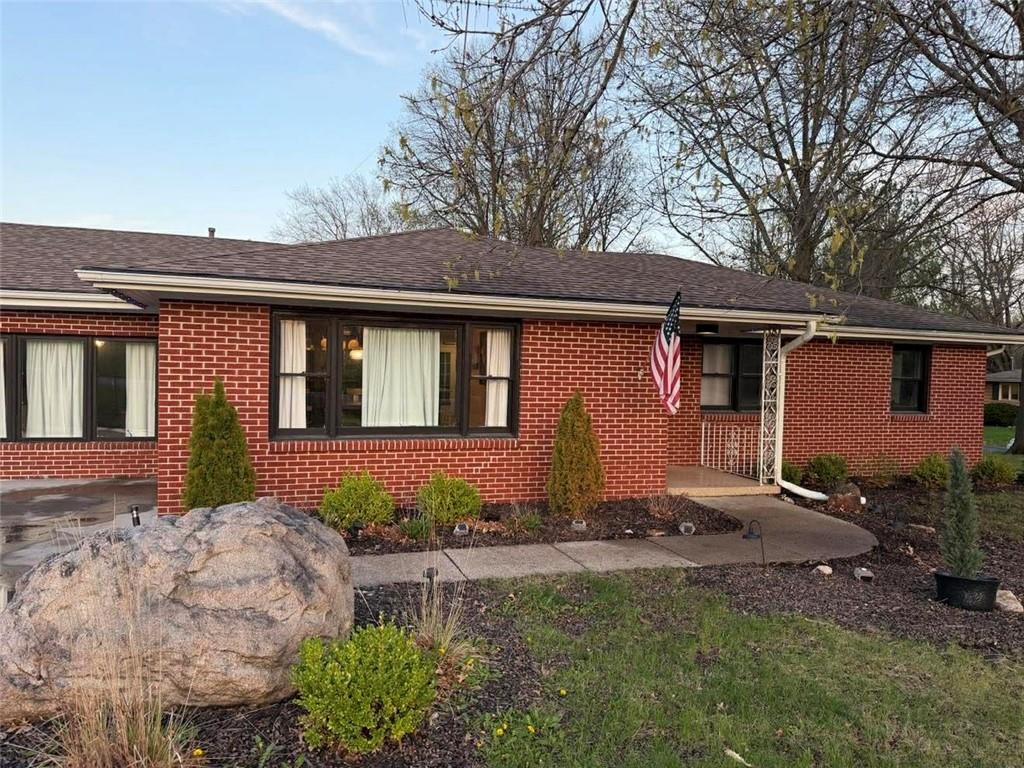 Homes for sale in Maysville, MO | 411 S Hillcrest Dr, Maysville, MO 64469 | MLS# 2613786