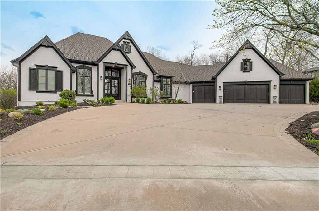 1st image of 7055 Nw Scenic Dr, Kansas City, MO 64152 | MLS# 2613955