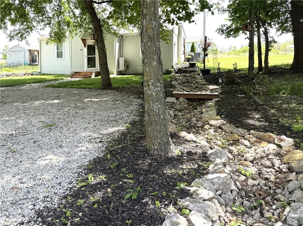 Homes for sale in Linn Valley, KS | 42 Fawn Valley Dr, Linn Valley, KS 66040 | MLS# 2614010