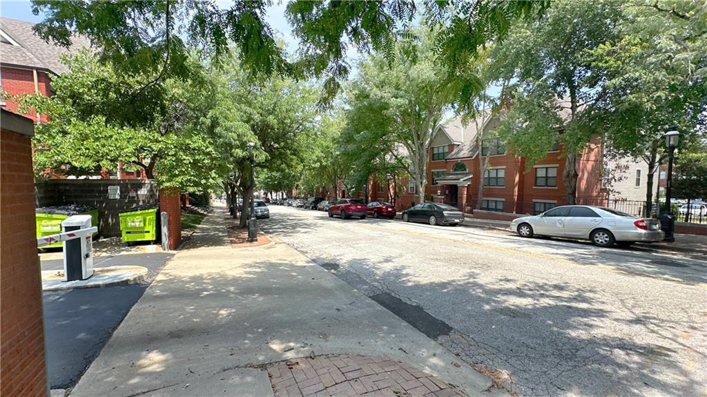 5th image of 504 W 10th St, Kansas City, MO 64105