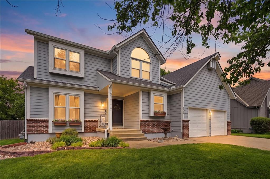 Homes for sale in Overland Park, KS | 6118 W 157 Ter, Overland Park, KS 66223 | MLS# 2614589