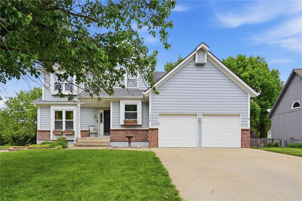 Homes for sale in Overland Park, KS | 6118 W 157 Ter, Overland Park, KS 66223 | MLS# 2614589