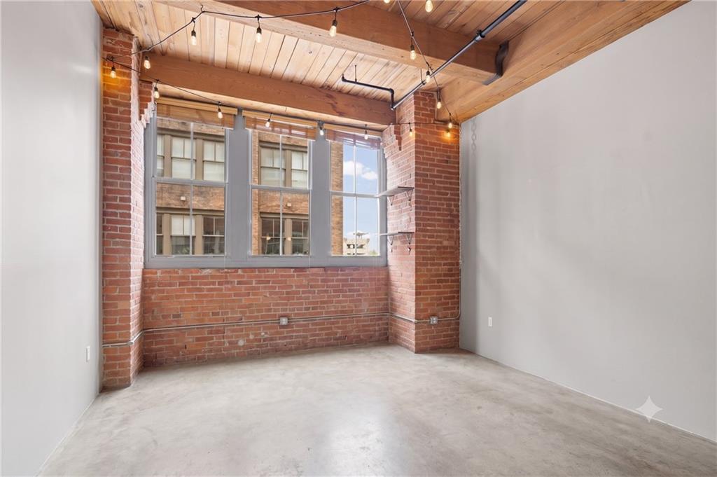 2nd image of 712 Broadway Blvd #401, Kansas City, MO 64105 | MLS# 2614640