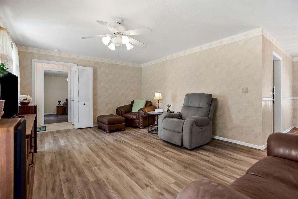 4th image of 12116 E 46Th St, Kansas City, MO 64133 | MLS# 2615641