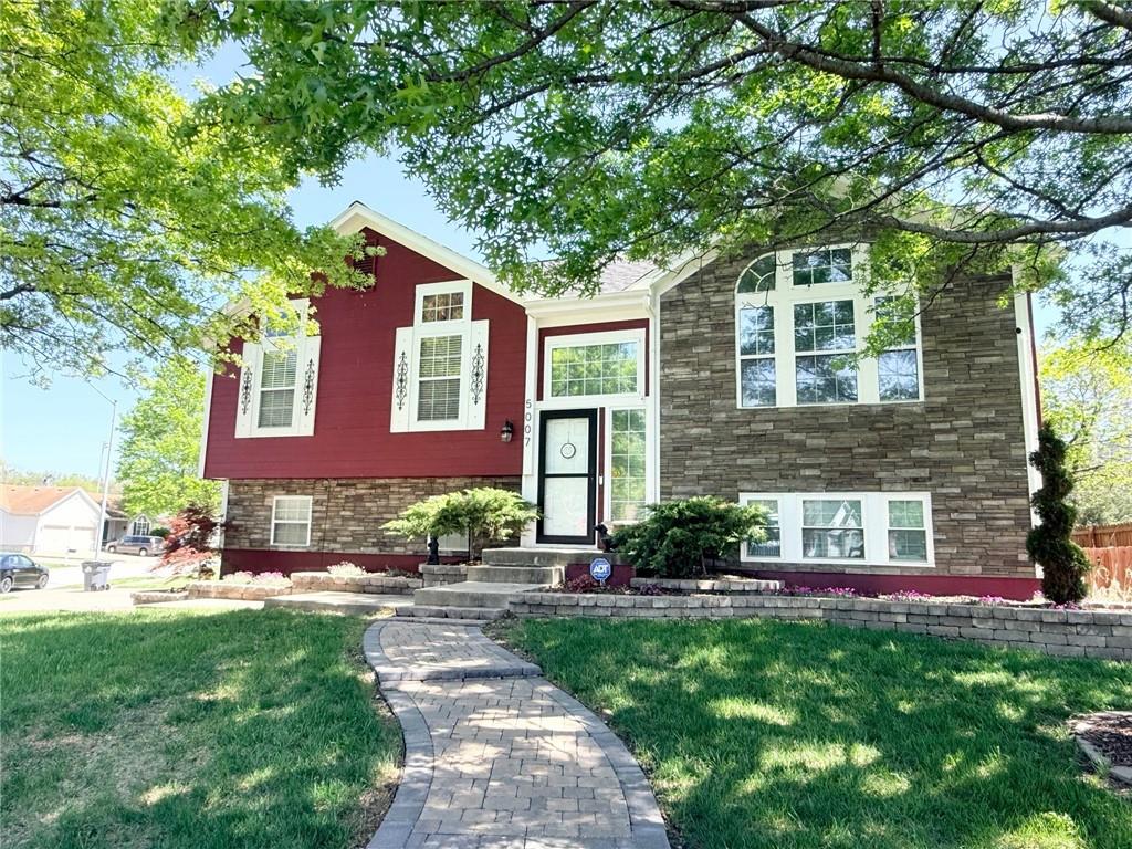 1st image of 5007 S Powell Ave, Blue Springs, MO 64015 | MLS# 2615716