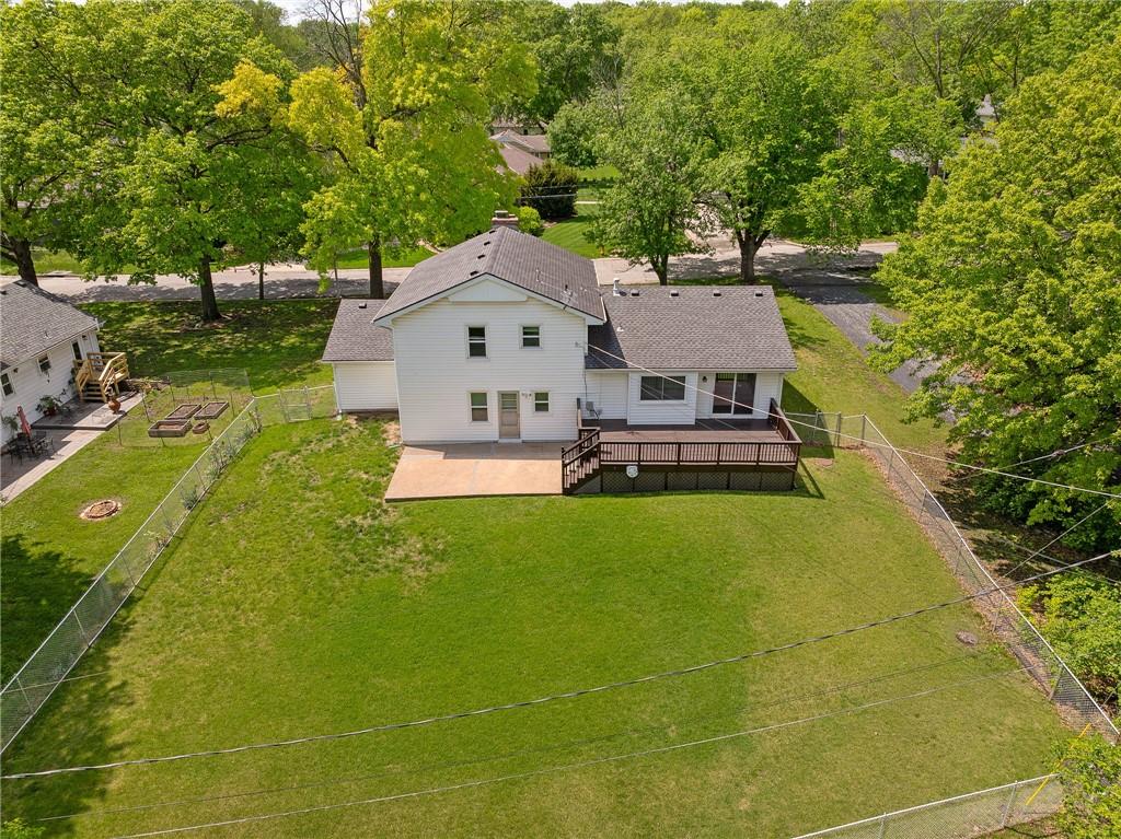 Homes for sale in Kansas City, MO | 9915 Belleview Ave, Kansas City, MO 64114 | MLS# 2616216