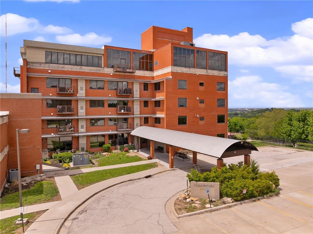 Homes for sale in Kansas City, MO | 2940 Baltimore Ave #1404, Kansas City, MO 64108 | MLS# 2616240