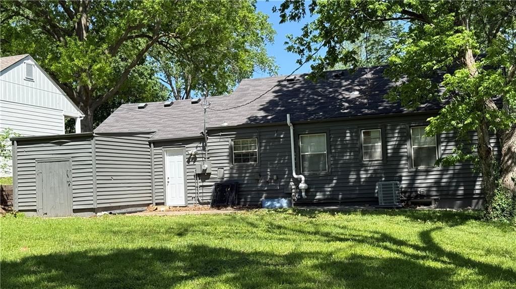 Homes for sale in Kansas City, MO | 3203 Ne 56 St, Kansas City, MO 64119 | MLS# 2616258