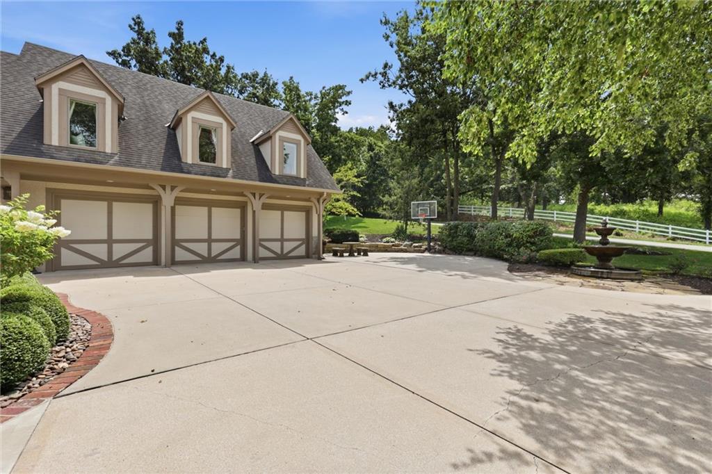 5th image of 206 South Shore Dr, Lake Winnebago, MO 64034 | MLS# 2616270
