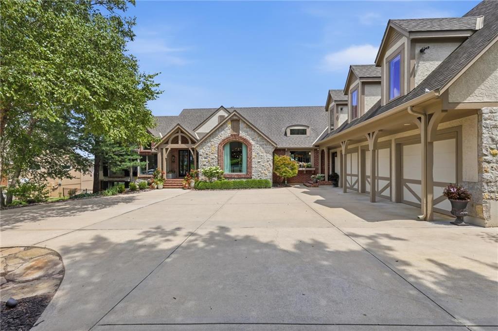 4th image of 206 South Shore Dr, Lake Winnebago, MO 64034 | MLS# 2616270