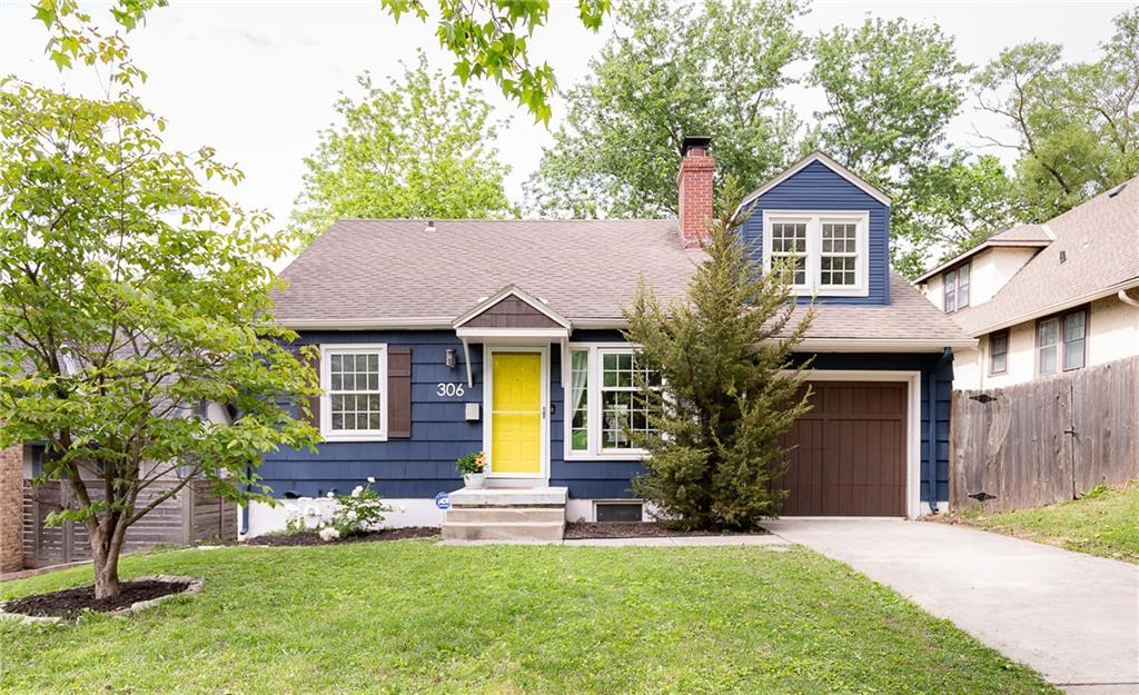 Homes for sale in Kansas City, MO | 306 E Dartmouth Rd, Kansas City, MO 64113 | MLS# 2616311