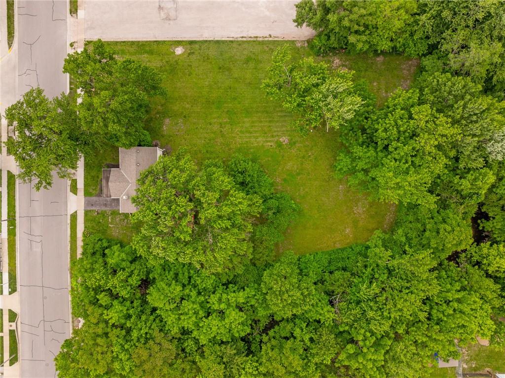 Homes for sale in Olathe, KS | 336 E Park St, Olathe, KS 66061 | MLS# 2616662