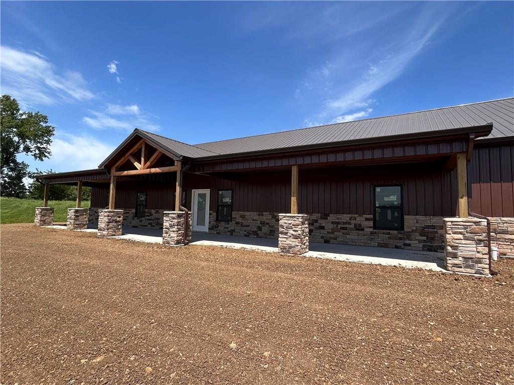 Homes for sale in Linwood, KS | 20014 Woodend Rd, Linwood, KS 66052 | MLS# 2616874