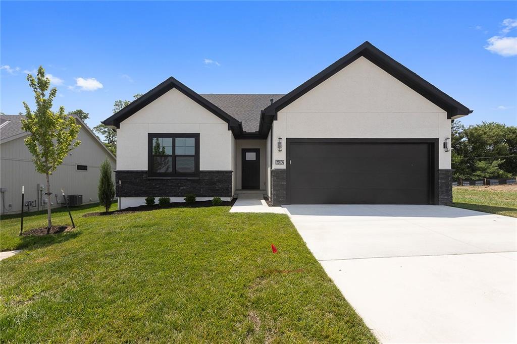 1st image of 6402 Nw 96th Ter, Kansas City, MO 64154 | MLS# 2617058