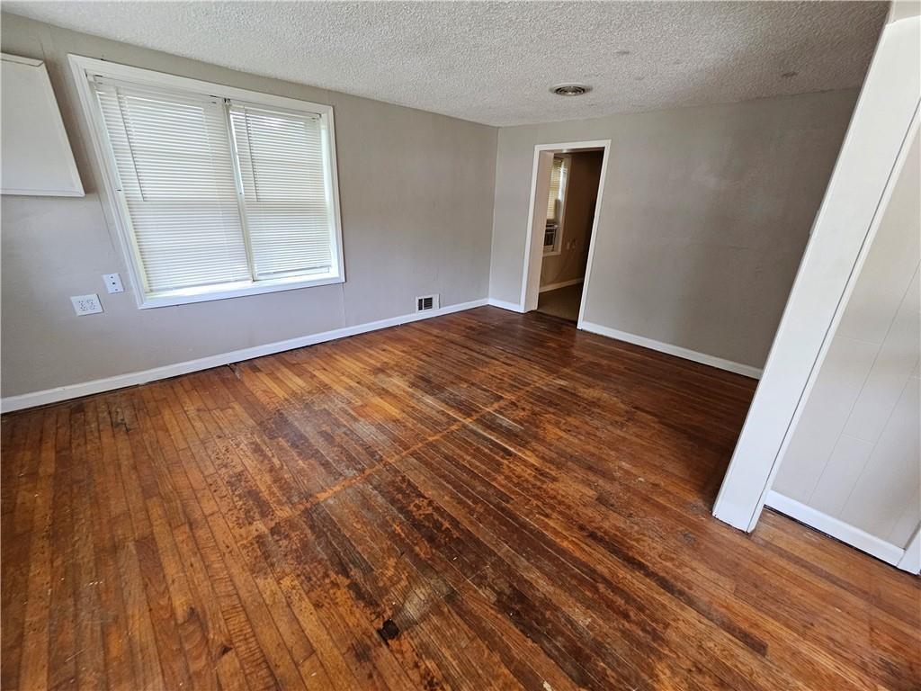 2nd image of 808 N Emery St, Independence, MO 64050 | MLS# 2617076