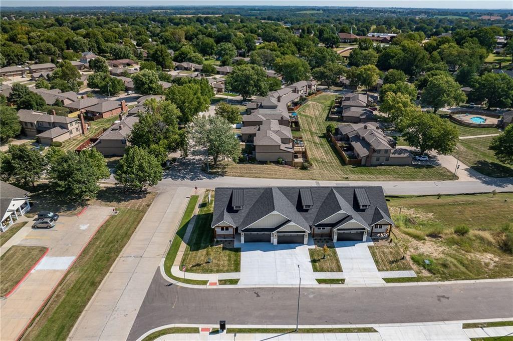 Photo 32 of Townhouse for sale at 1405 Country Ct, Saint Joseph, MO 64506 | MLS# 2617201 | Listing updated on 2026-09-04