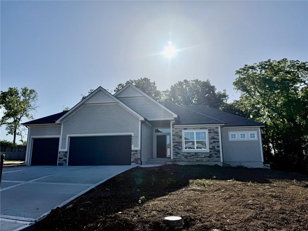 1st image of 9023 N Colorado Ave, Kansas City, MO 64156 | MLS# 2617299