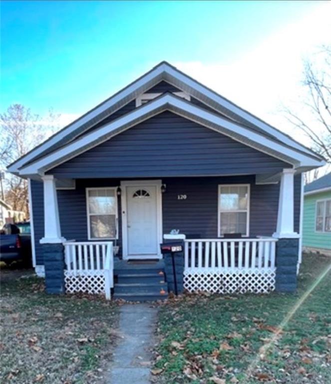 Homes for sale in Pittsburg, KS | 120 E 22nd St, Pittsburg, KS 66762 | MLS# 2617306