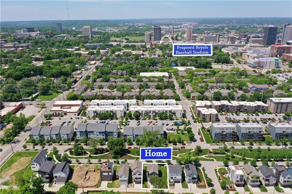 2nd image of 2609 Forest Ave, Kansas City, MO 64108 | MLS# 2617427