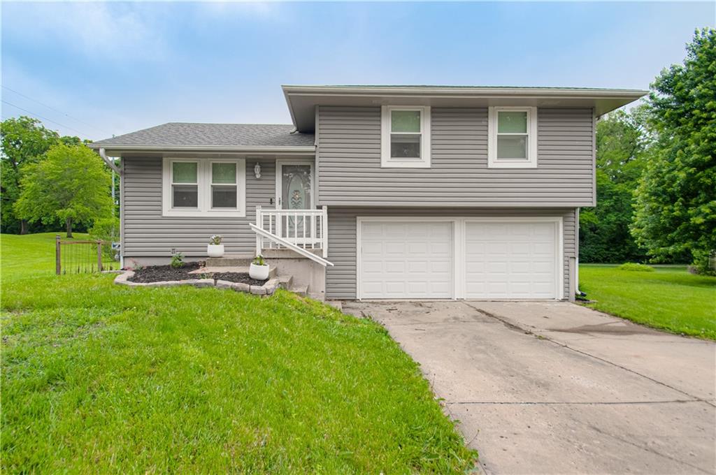 Homes for sale in Liberty, MO | 1452 Park Ln, Liberty, MO 64068 | MLS# 2617663