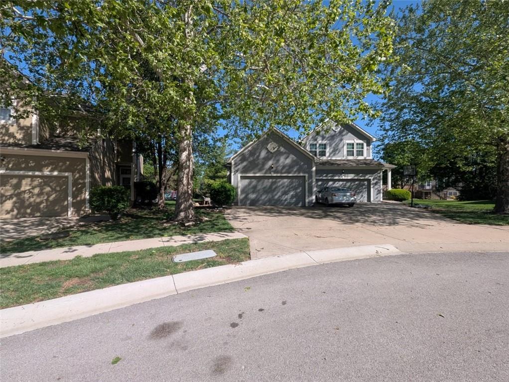 Homes for sale in Shawnee, KS | 7317 Silverheel St, Shawnee, KS 66227 | MLS# 2617910