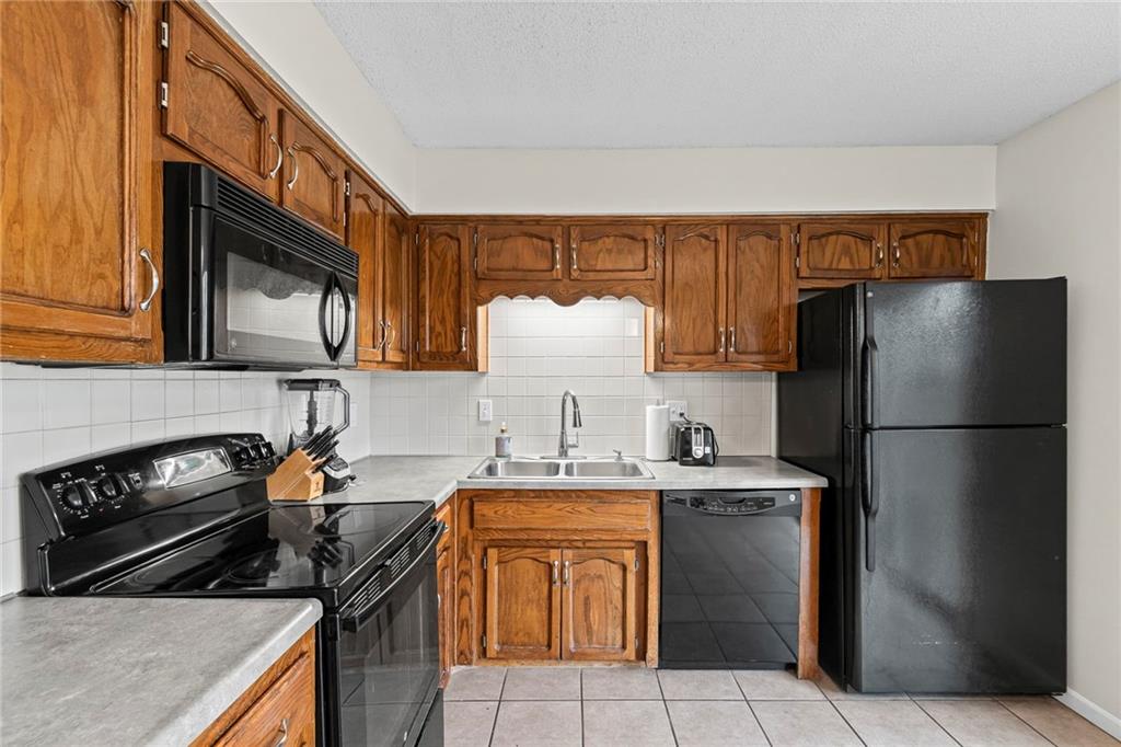 Homes for sale in Kansas City, MO | 8709 N Hull Ave, Kansas City, MO 64154 | MLS# 2618286