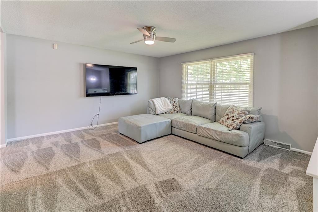 Homes for sale in Shawnee, KS | 9901 W 55Th St, Shawnee, KS 66203 | MLS# 2618517