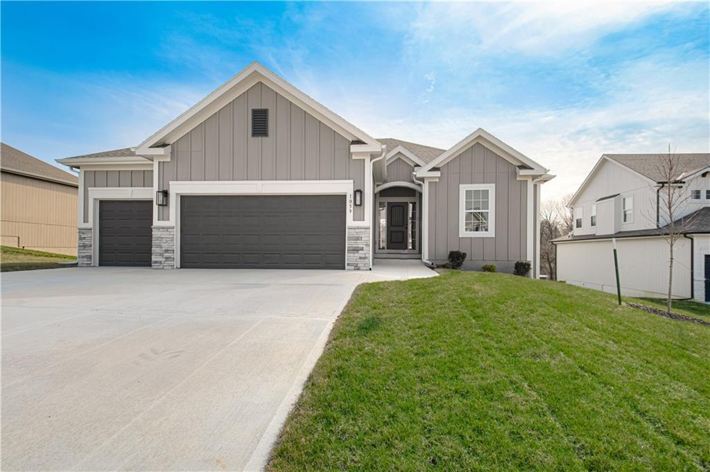 Photo 1 of Single family home for sale at 621 E 13th Street, Kearney, MO 64060 | MLS# 2618546 | Listing updated on 2026-09-04