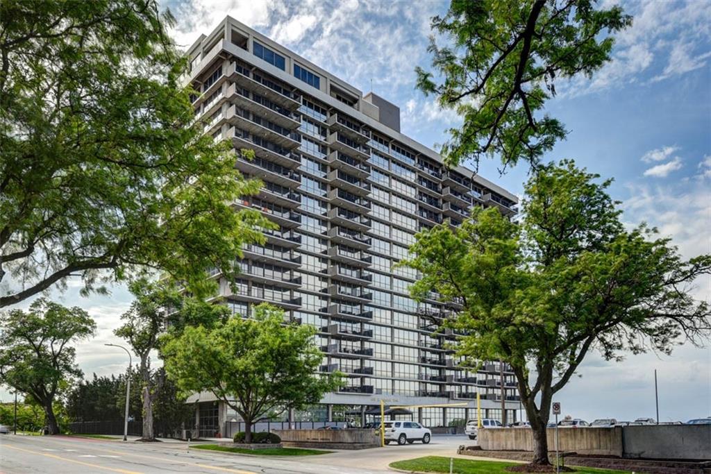 2nd image of 600 E Admiral Blvd #305, Kansas City, MO 64106 | MLS# 2618865