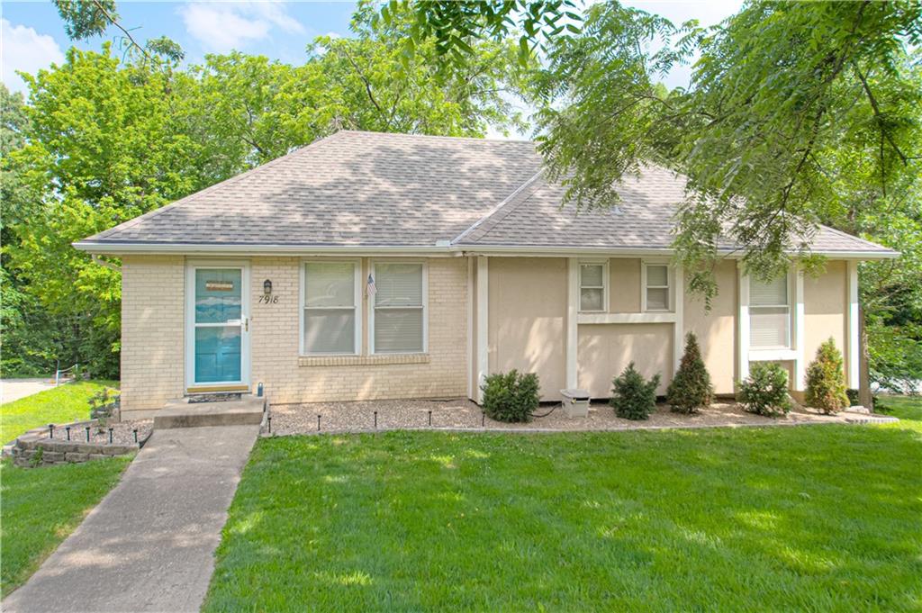 Homes for sale in Kansas City, MO | 7918 Nw Cadwallader Rd, Kansas City, MO 64152 | MLS# 2618920