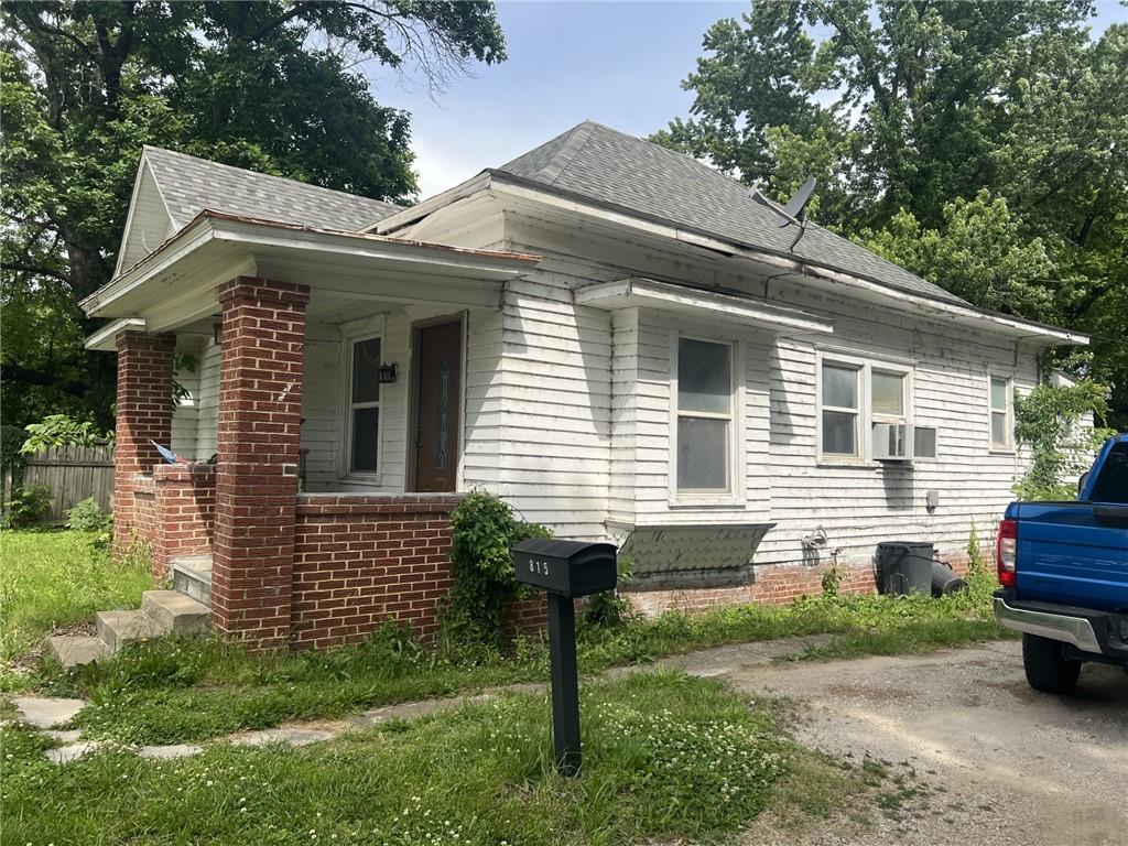 4th image of 815 Washington St, Fredonia, KS 66736 | MLS# 2619147