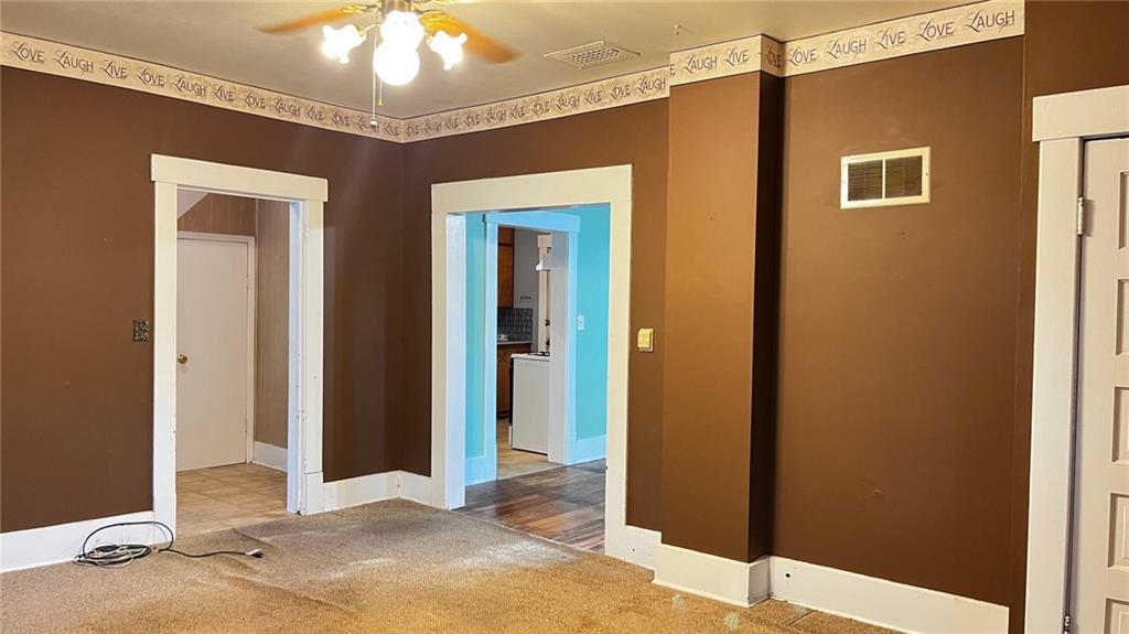 4th image of 124 N Locust St, Ottawa, KS 66067 | MLS# 2619261