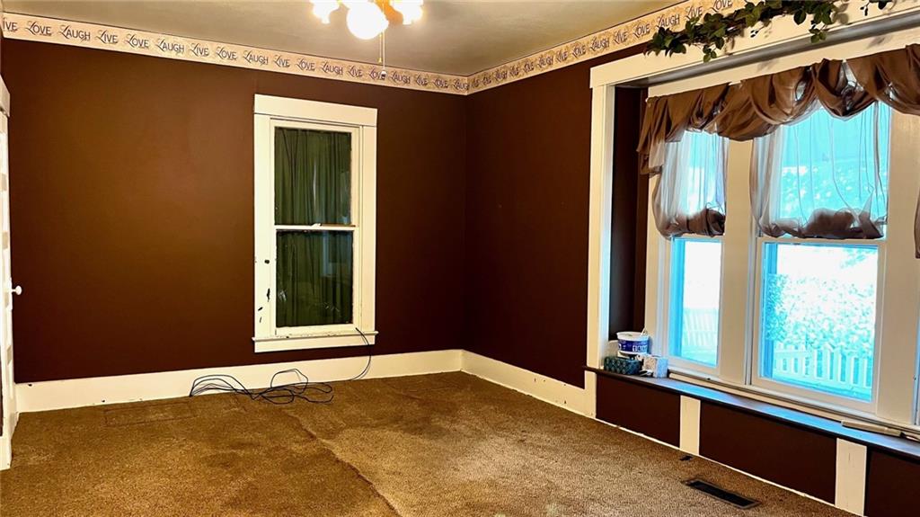 Homes for sale in Ottawa, KS | 124 N Locust St, Ottawa, KS 66067 | MLS# 2619261