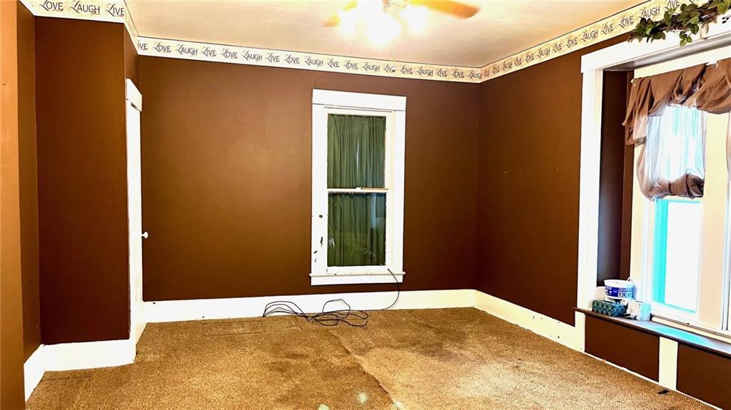 3rd image of 124 N Locust St, Ottawa, KS 66067 | MLS# 2619261