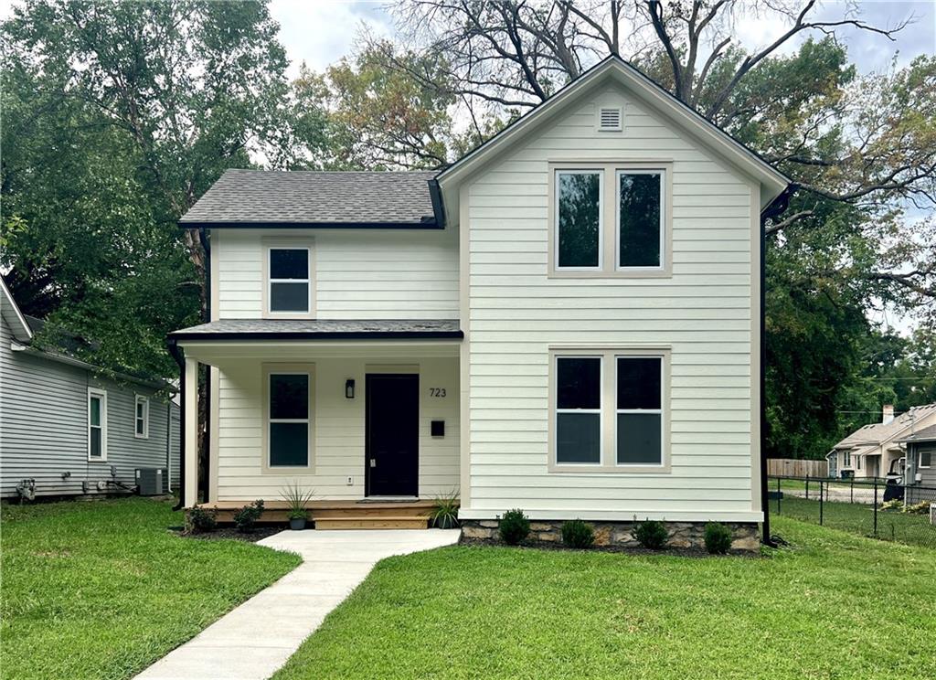 1st image of 723 Arkansas St, Lawrence, KS 66044 | MLS# 2619479