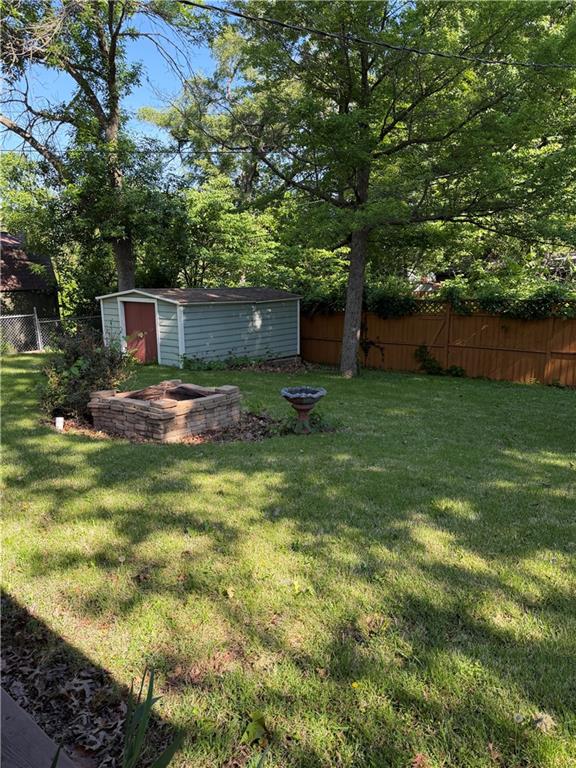 Homes for sale in Lawrence, KS | 1508 E 18th Ter, Lawrence, KS 66044 | MLS# 2619705