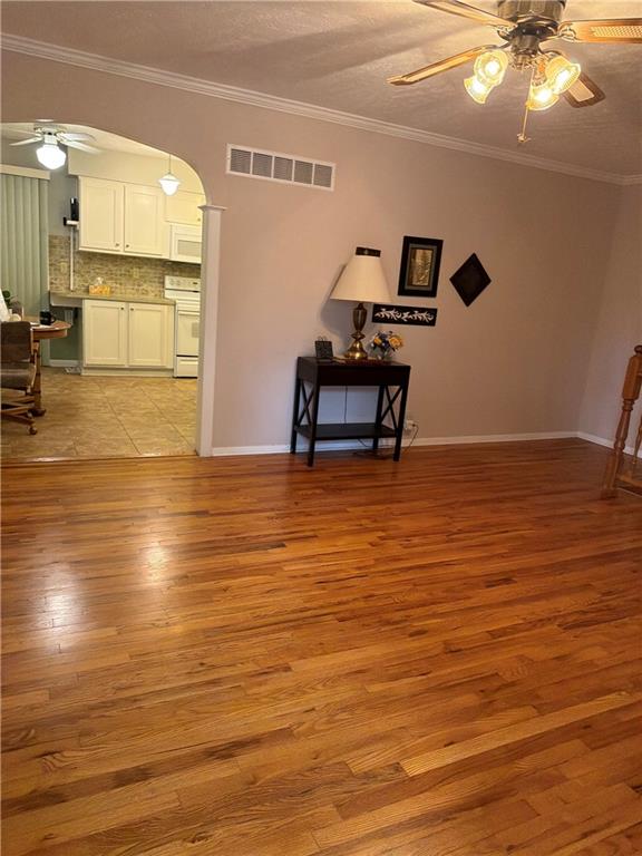 Homes for sale in Lawrence, KS | 1508 E 18Th Ter, Lawrence, KS 66044 | MLS# 2619705