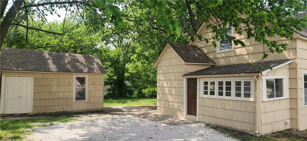 Homes for sale in Louisburg, KS | 202 S Metcalf Rd, Louisburg, KS 66053 | MLS# 2619738