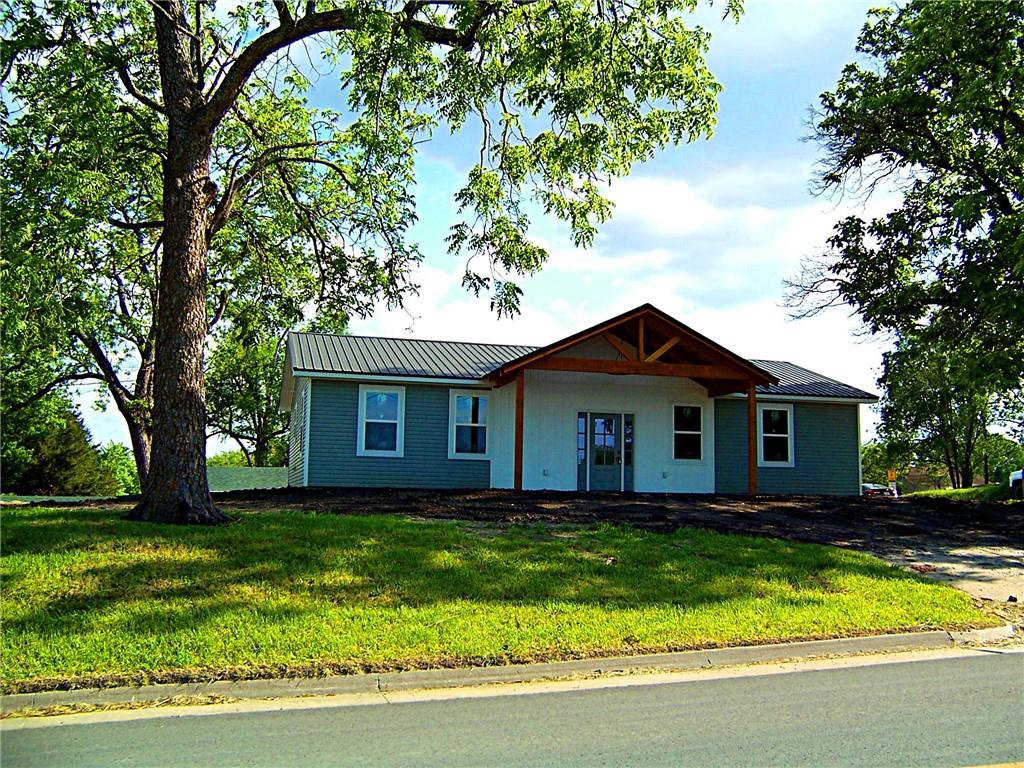 Homes for sale in Union Star, MO | 163 N Second St, Union Star, MO 64494 | MLS# 2619771