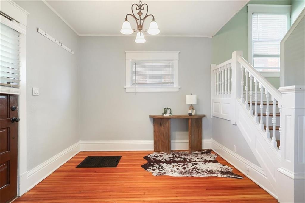 2nd image of 3911 Central St, Kansas City, MO 64111 | MLS# 2620032