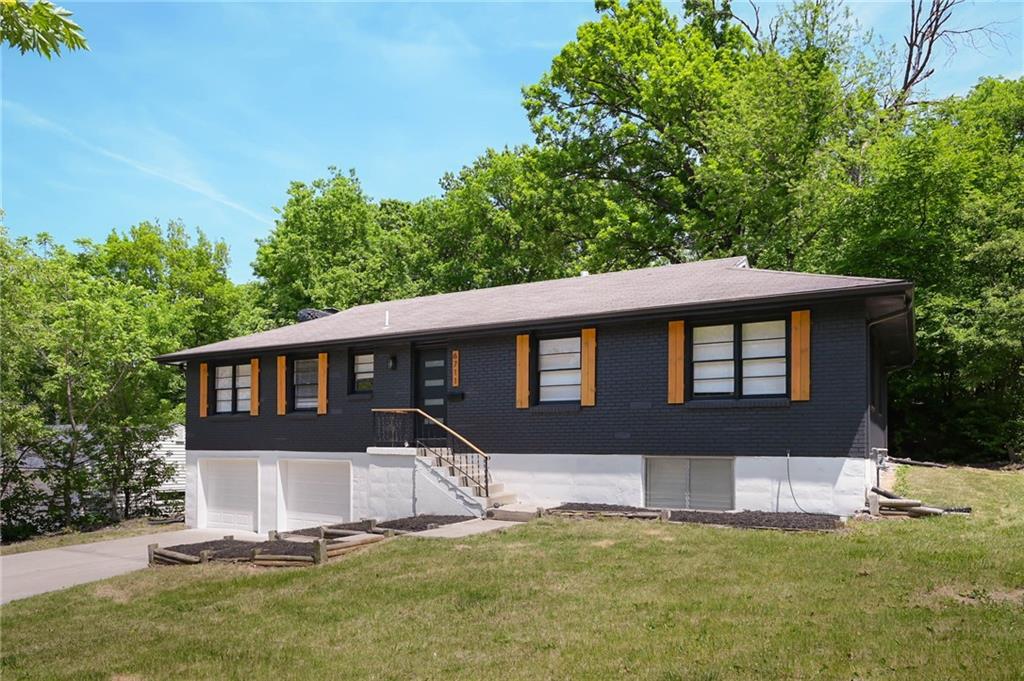 1st image of 6711 N Broadway St, Kansas City, MO 64118 | MLS# 2620445