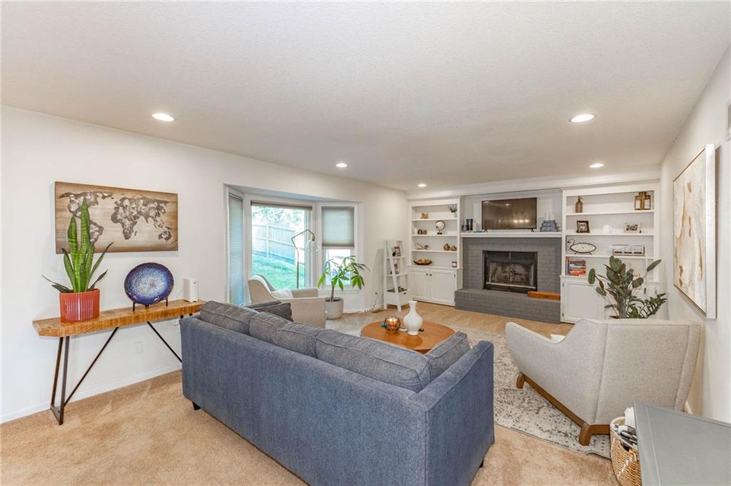 4th image of 5421 Mccoy St, Shawnee, KS 66226 | MLS# 2620814