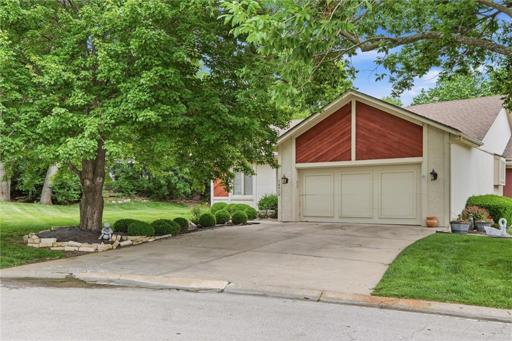 Homes for sale in Olathe, KS | 16510 W 133rd St, Olathe, KS 66062 | MLS# 2620878