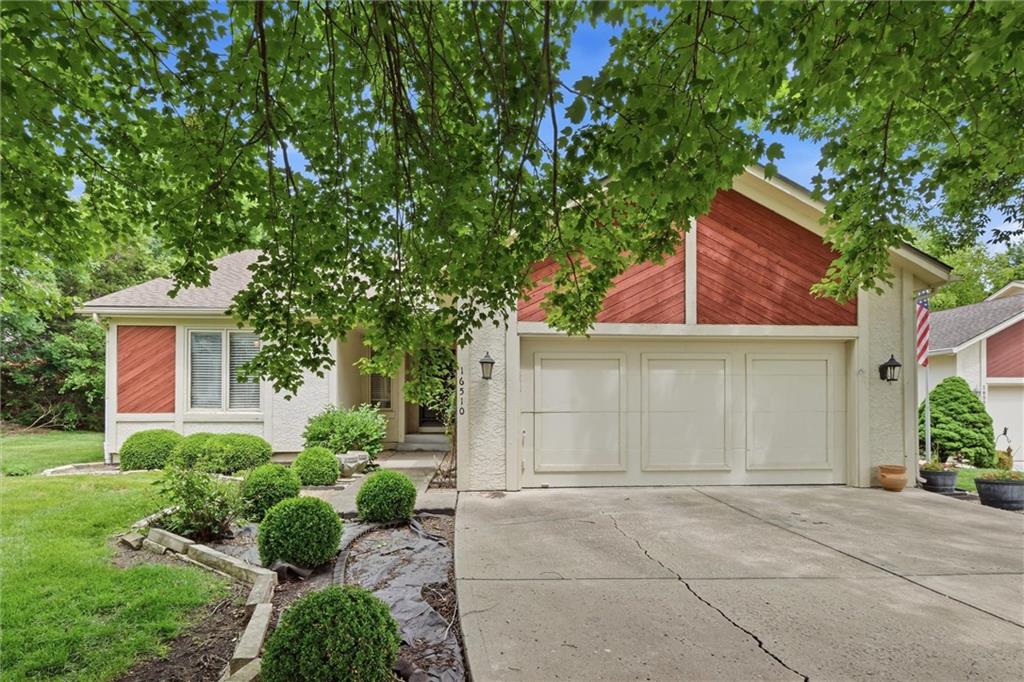 Homes for sale in Olathe, KS | 16510 W 133rd St, Olathe, KS 66062 | MLS# 2620878