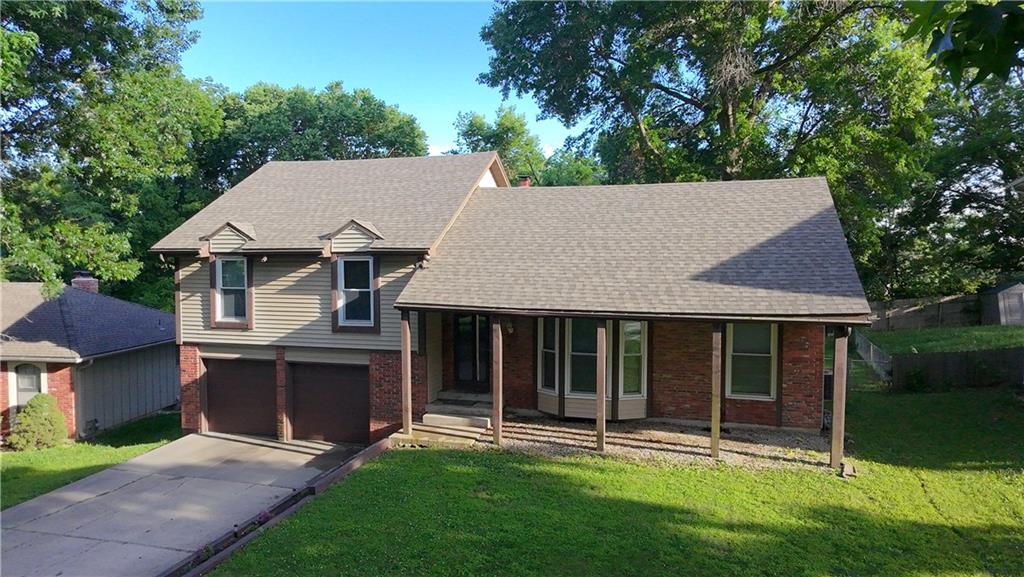 Homes for sale in Kansas City, MO | 1115 Ne 96th Ter, Kansas City, MO 64155 | MLS# 2621046